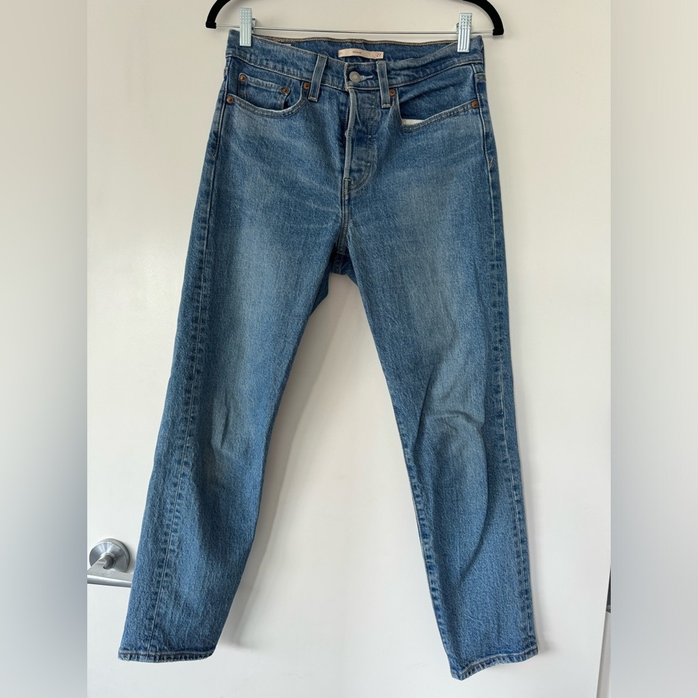 Levi’s Premium Denim Wedgie Jeans